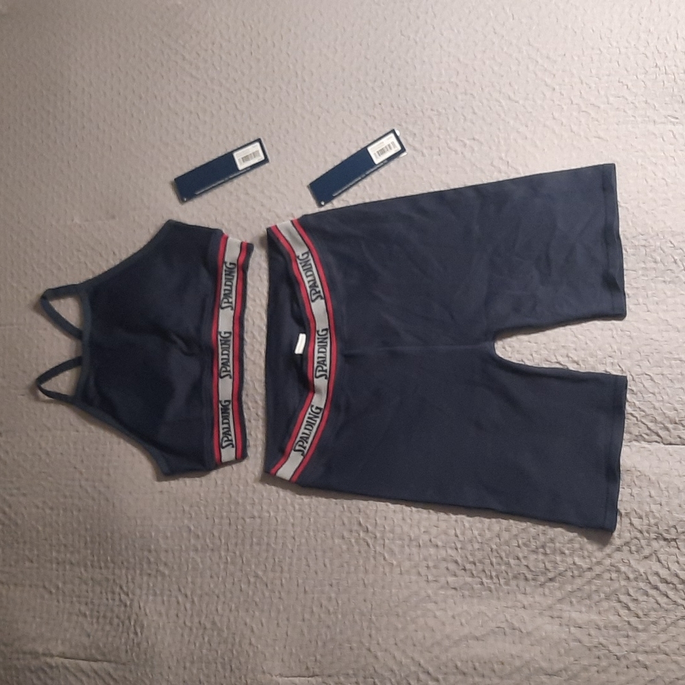 Spalding Set: sport bra and bike short